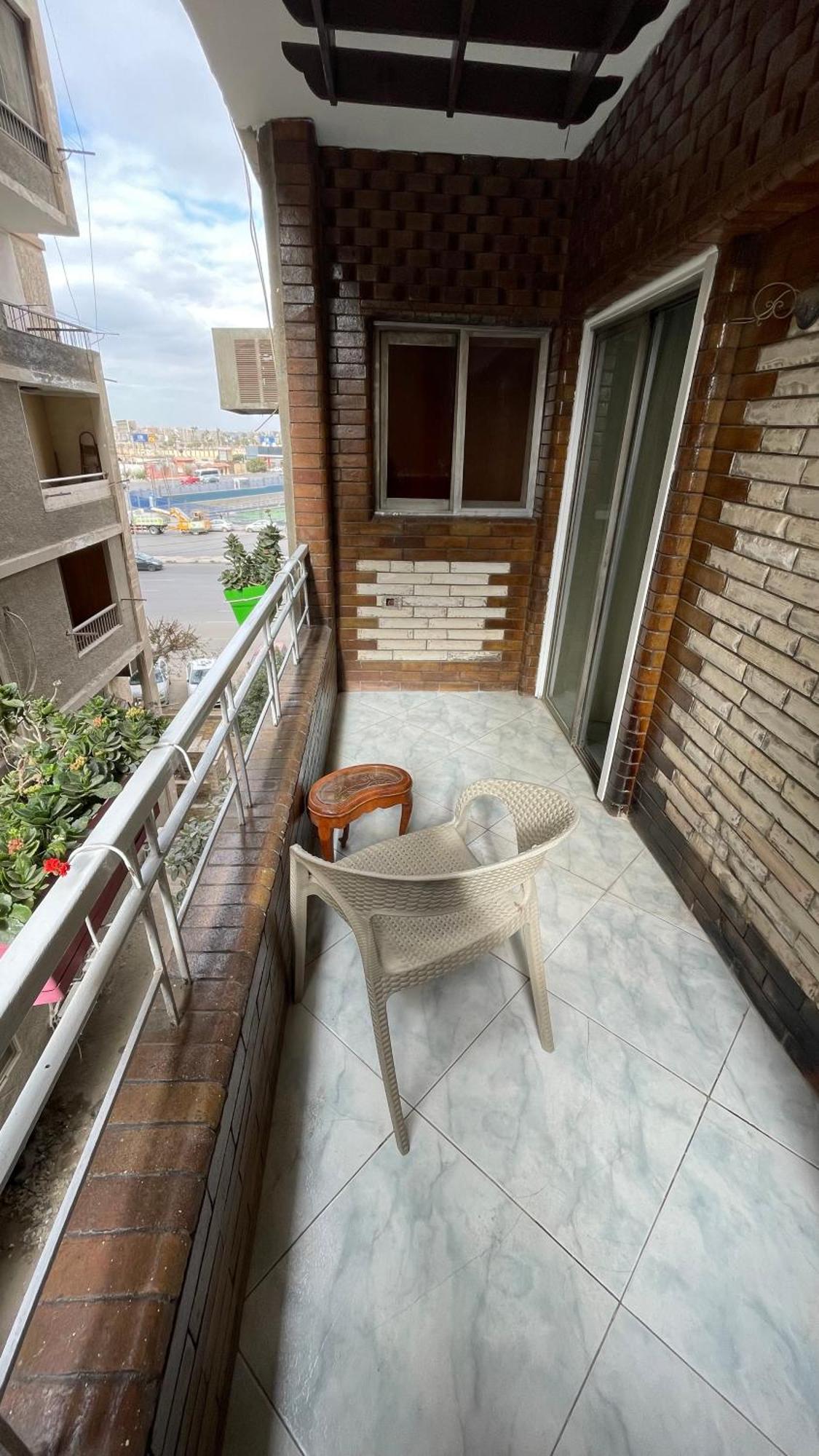 New Cozy Apartment 5 Minutes Away From Cairo Airport And All Amenties Екстер'єр фото